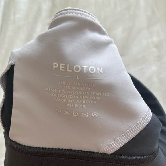 Peloton Renewed Control Colorblock Bra - Picture 8 of 8